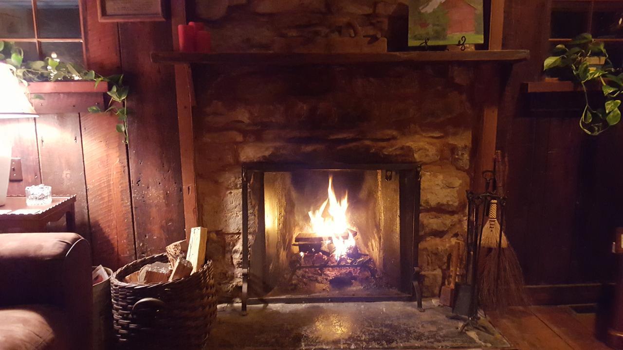 Hummingbird Inn Goshen エクステリア 写真