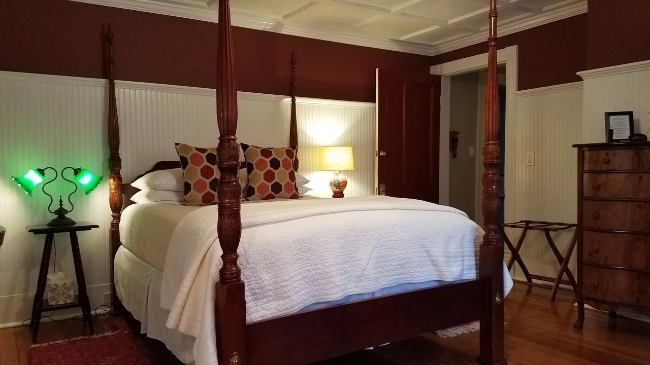 Hummingbird Inn Goshen エクステリア 写真